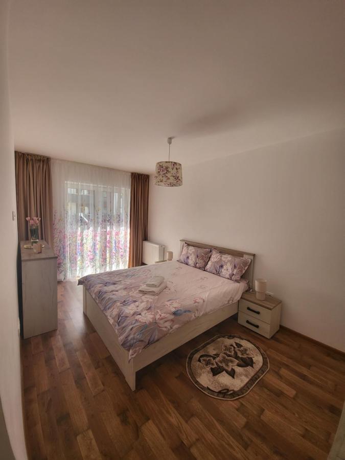 Apartament C&L Brasov Bagian luar foto